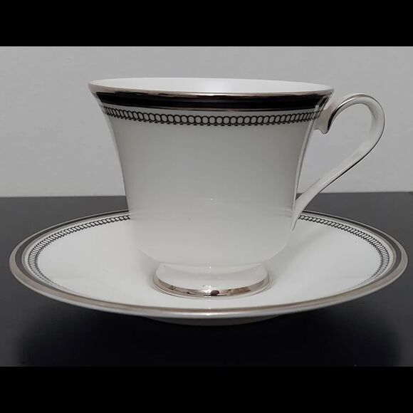 Sarabande by ROYAL DOULTON Teacup and Saucer in White Bone China Platinum Trim - Picture 2 of 3